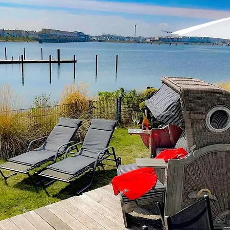 Steuerbord Feriehus Olpenæs